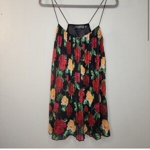 Missguided pleated floral dress size 6